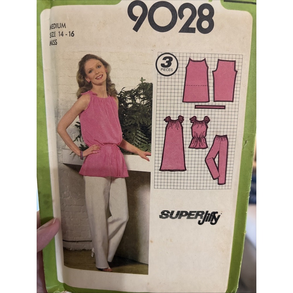 Simplicity 9028 Vintage 1970s Misses Sewing Pattern Size 14-16 Tunic & Pants UC